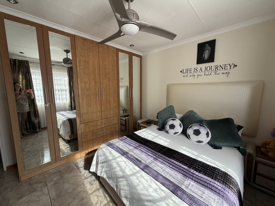 4 Bedroom Property for Sale in Blue Bend Eastern Cape